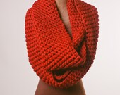 Red infinity scarf, Valentines day, chunky