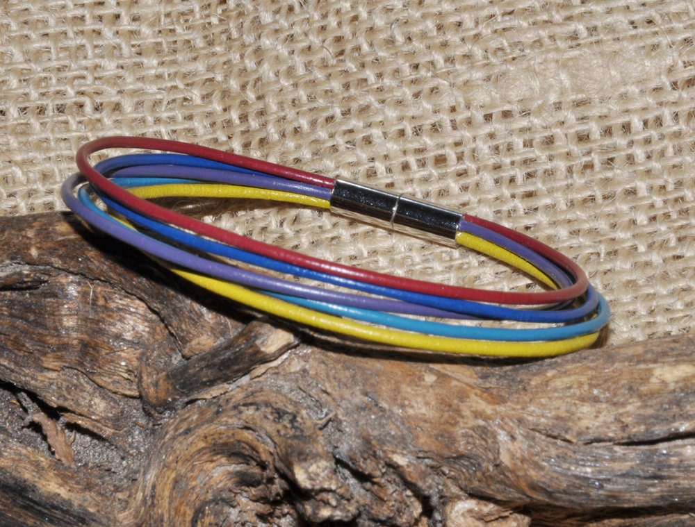 Sale 30% off- 5 circlesMulticolor Leather Bracelet magnetic clasp