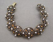 Coro Pegasus Signed Vintage Bracelet Topaz Pearl