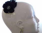 Black Wedding Hair piece Bridal Comb Special Occasion Fascinator with Rhinestone Center, Vintage Velvet Leaf and Feather