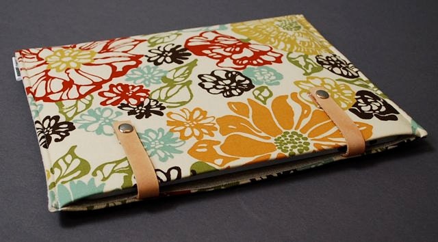 iPad 3 Case / iPad 2 Case / iPad 1 Case / iPad 2 Cover / iPad 1 Cover / iPad Sleeve / Padded Case with Strap - Springtime