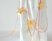 Vanilla Manilla Red Stars Paper Garland