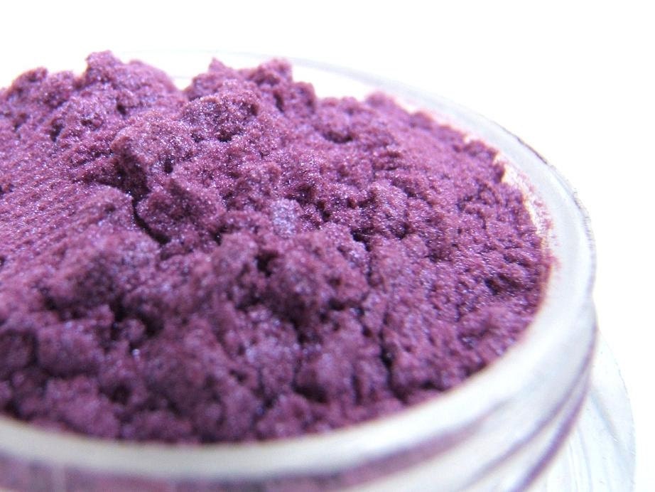 Eye Shadow Mineral Makeup - Wisteria - Eye Shadow - Eye Liner  - Hand Crafted and All Natural - 0038