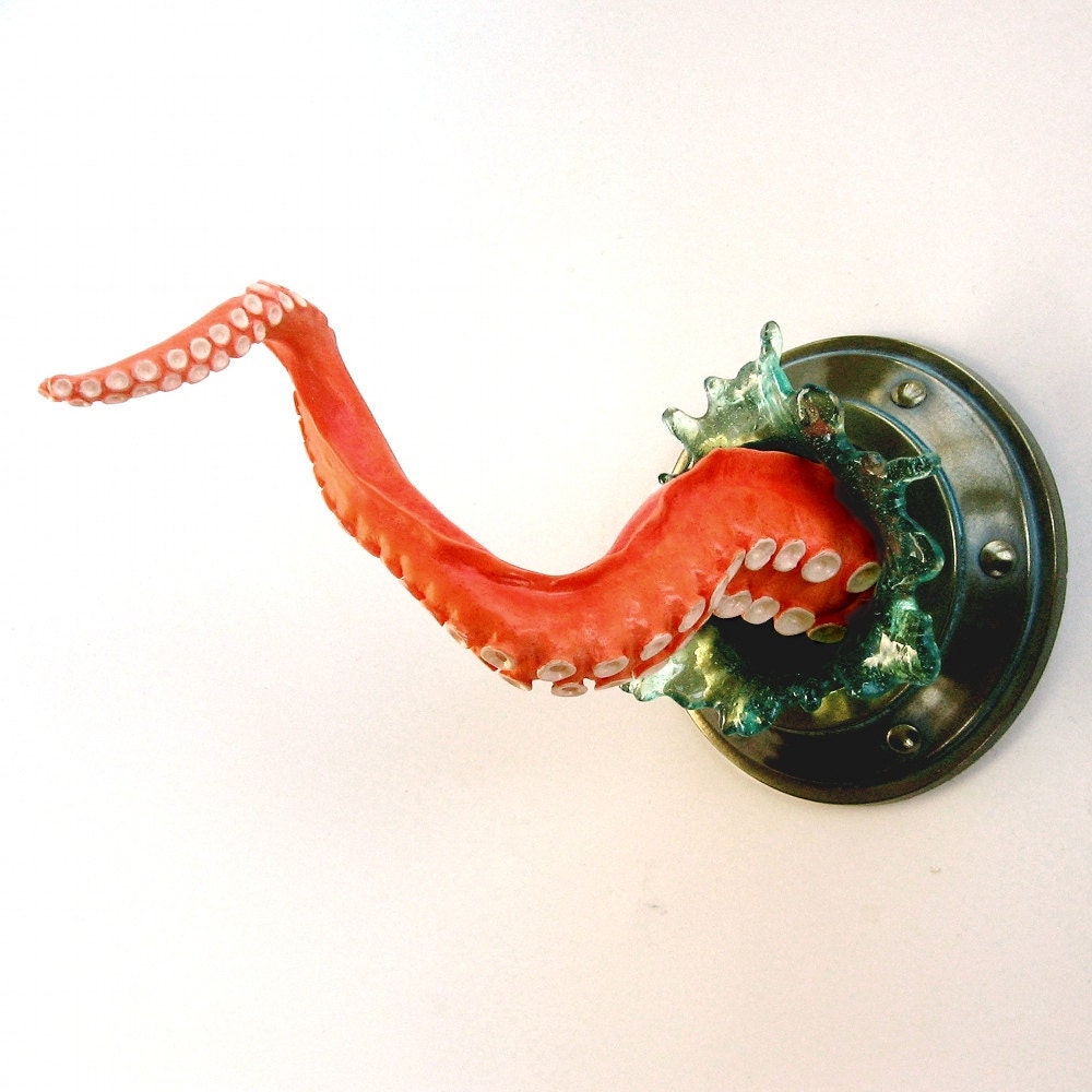 Wall Tentacle, Small, with Splash