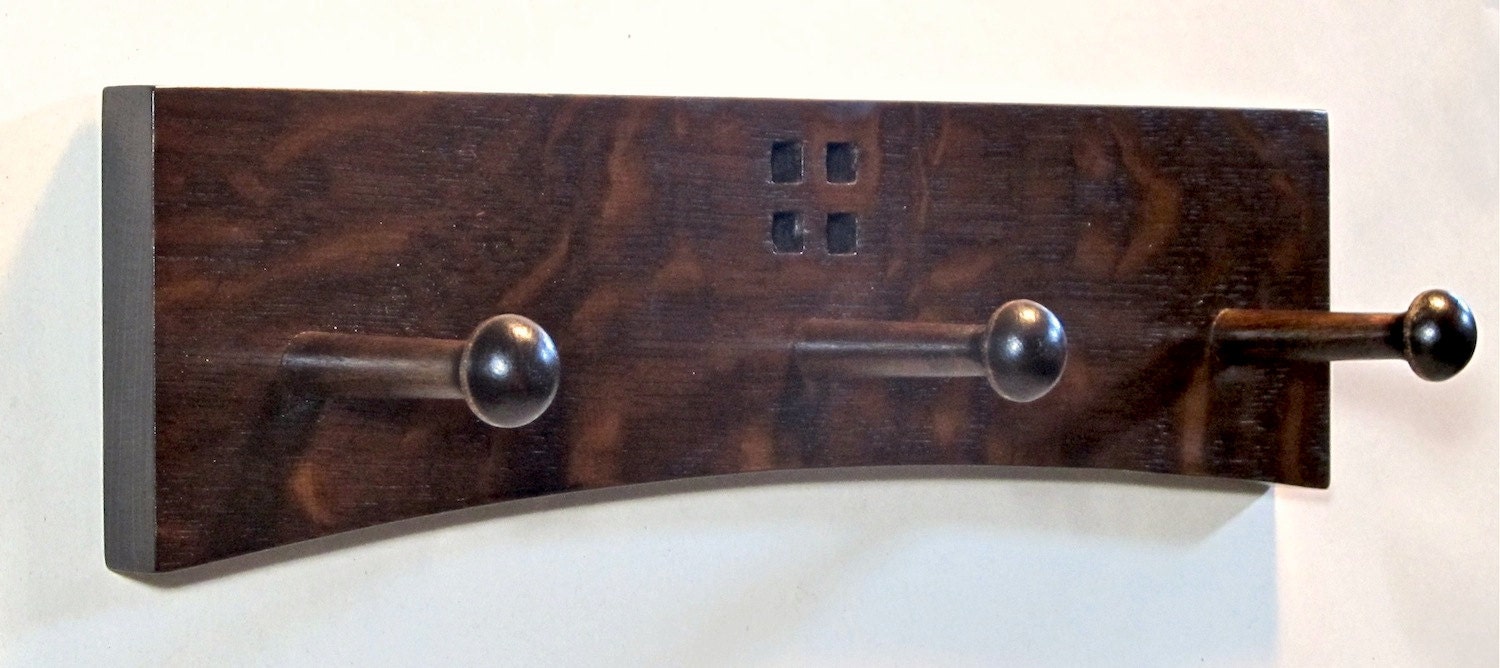 Arts & Crafts / Mission 14 Inch 3 Peg Coat Rack