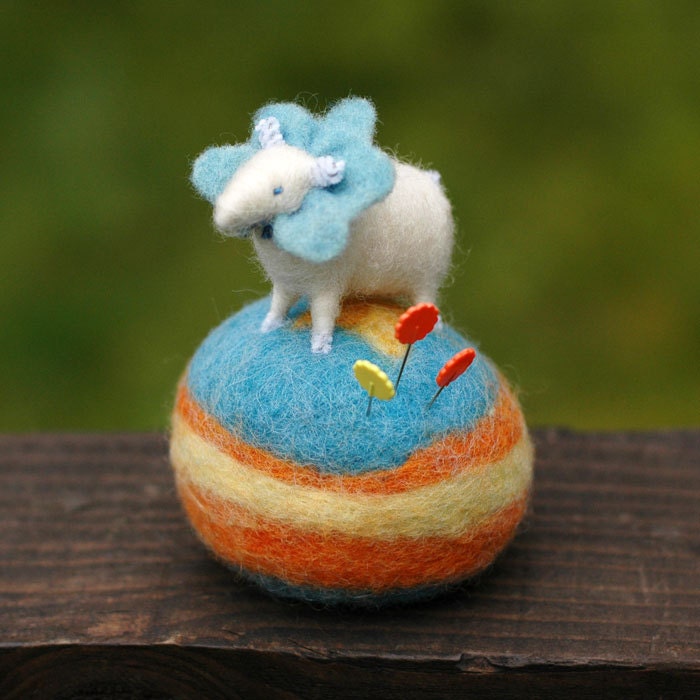 Bossy's Farm Circus - Felted Lamb Mini Pin Cushion