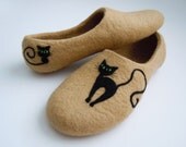 Felted slippers BLACK CAT