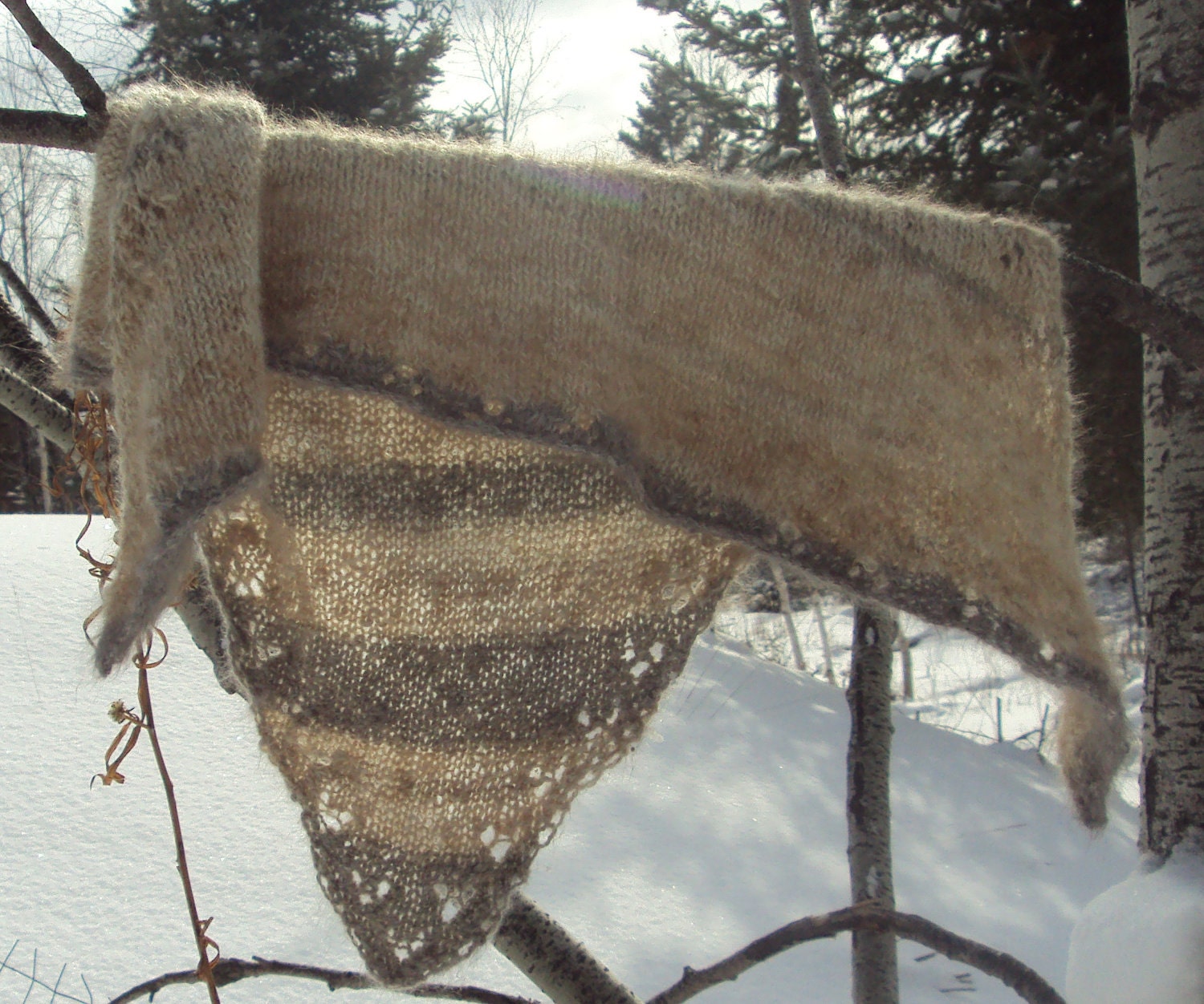 Hand SpunTriangle Shawl -- with eyelet flower lace edge