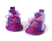 Baby girls shoes lavender & magenta, soft booties slippers in pure wool felt, infant house shoes size 6-9 months, baby shower gift