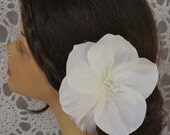Bridal Hair Piece, Handmade Wedding Hair Accessory, Bridal Hair Flower, Bridal Hair Pin, ivory