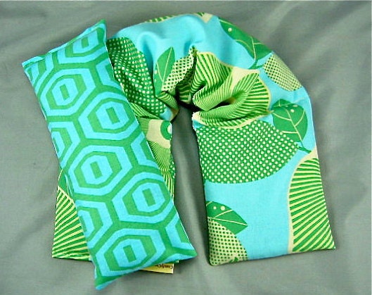 Therapeutic Neck Shoulder Wrap Eye Pillow Set Microwaveable Organic Flaxseed Rice Lavender Scented Amy Butler Optic Ice Green