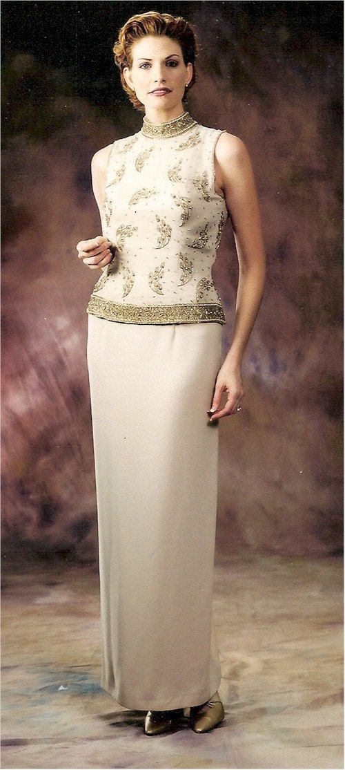 Style 2096 / Sleeveless Mother of the Groom Dress / Couture Formal Wear / Darius Cordell Fashion Ltd.