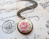 Fabric Button Necklace: Pink/White