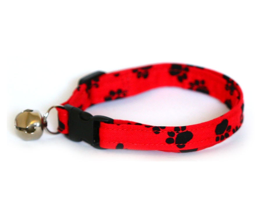 Safety Cat Collar - Red Pawprints - Breakaway Cat Collar