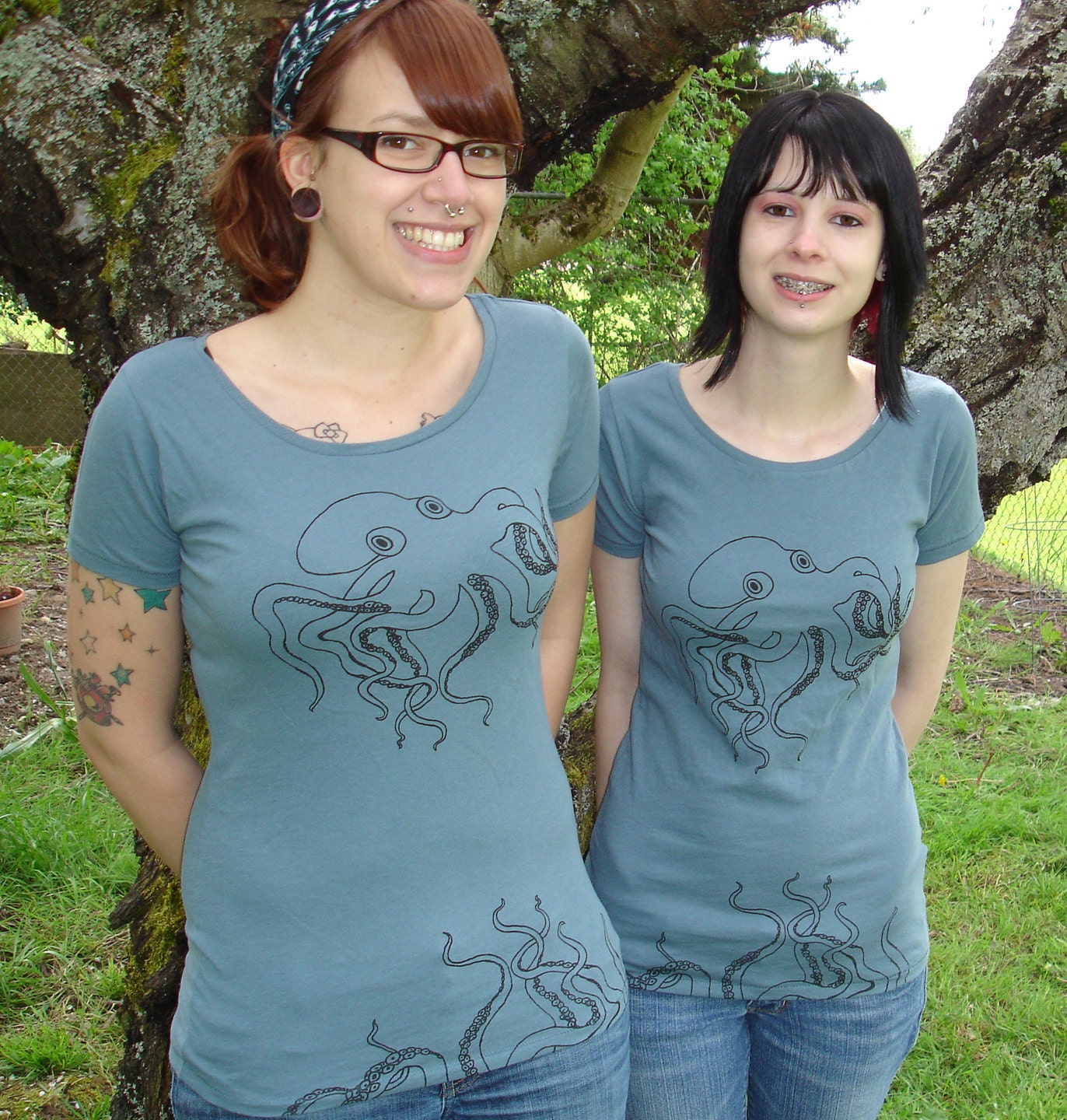 Octopus Fitted Shirt Organic Ocean Blue Scoop Neck Womens MEDIUM