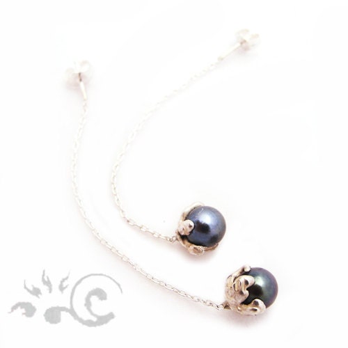 Goutte Delicate black pearl Earrings