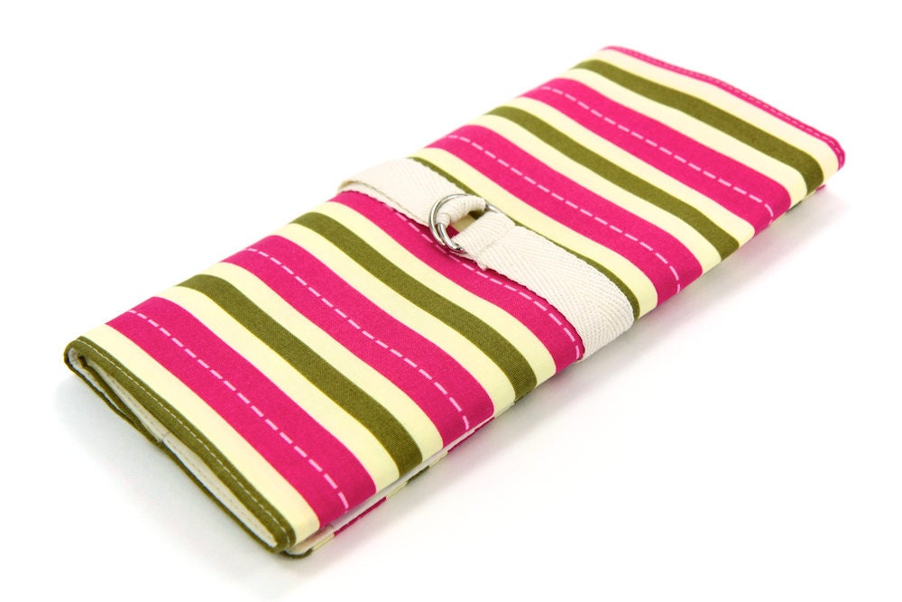 Butterfly Kisses SHORT - Knitting Needle Case or Art Tool Organizer with Ivory Pockets