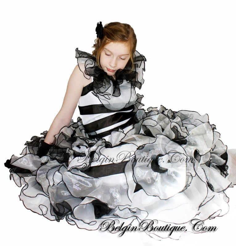 Pageant Formal Wear National Glitz Gown white black spring summer size 8 9 10 yrs Elegant SALE BelginBoutique