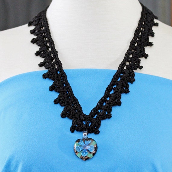 Crocheted Necklace Summer Dressy Black with Glass Flower Pendant