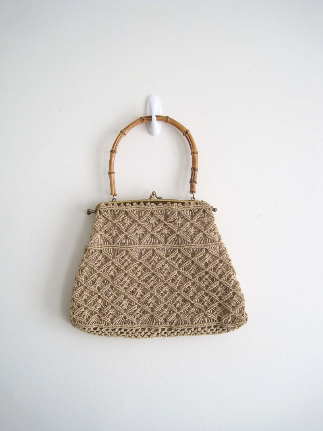 vintage 1960s purse (  MACRAME BAMBOO )