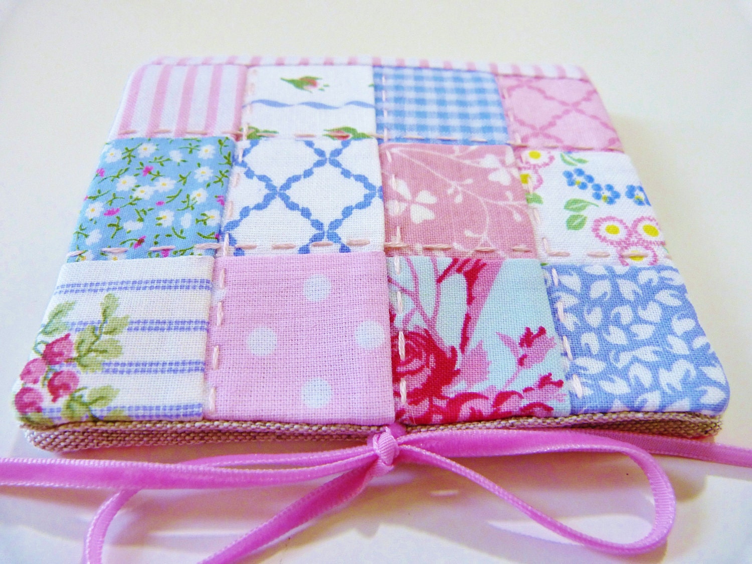 Patchwork Needle book / needle case in pale pink and blue with a bird theme, lined with linen Perfect Easter or thank you gift Il_170x135