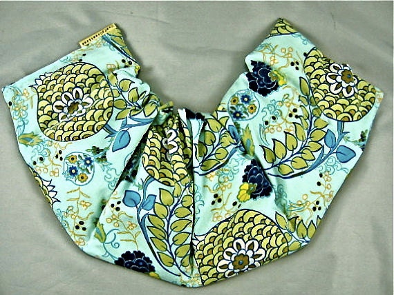 Scoop Neck Wide Shoulder Hot Cold Therapy Heat Wrap Organic Flaxseed Lavender Patricia Bravo Moorish Blooms In Blue