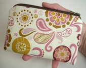 Coin Purse ECO-FRIENDLY  Little Zipper Pouch Gadget Case (Padded) - Cream Sophie NEW