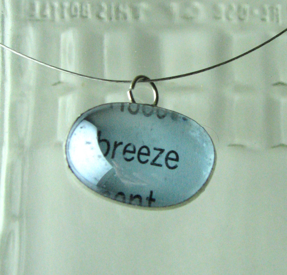 Breeze Necklace, book page necklace, literary necklace - ESPARTOstudio