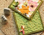 quilted pot holders - dots and flowers