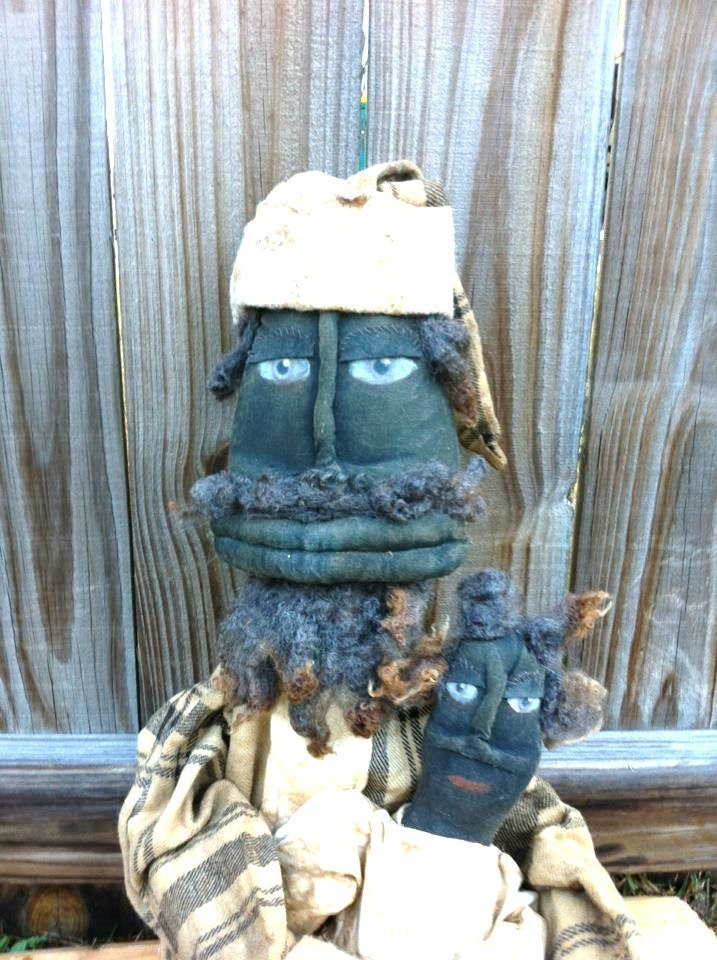 Primitive Christmas Santa and Dollie
