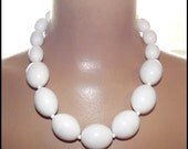 Vintage 1960's TIC- TAC White Big Bead Necklace Gumball Choker 1950's Beads MADMEN
