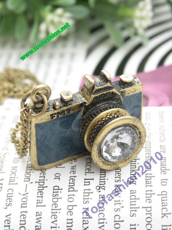 Pretty retro copper white crystal 3d camera with blue glaze necklace pendant jewelry vintage style