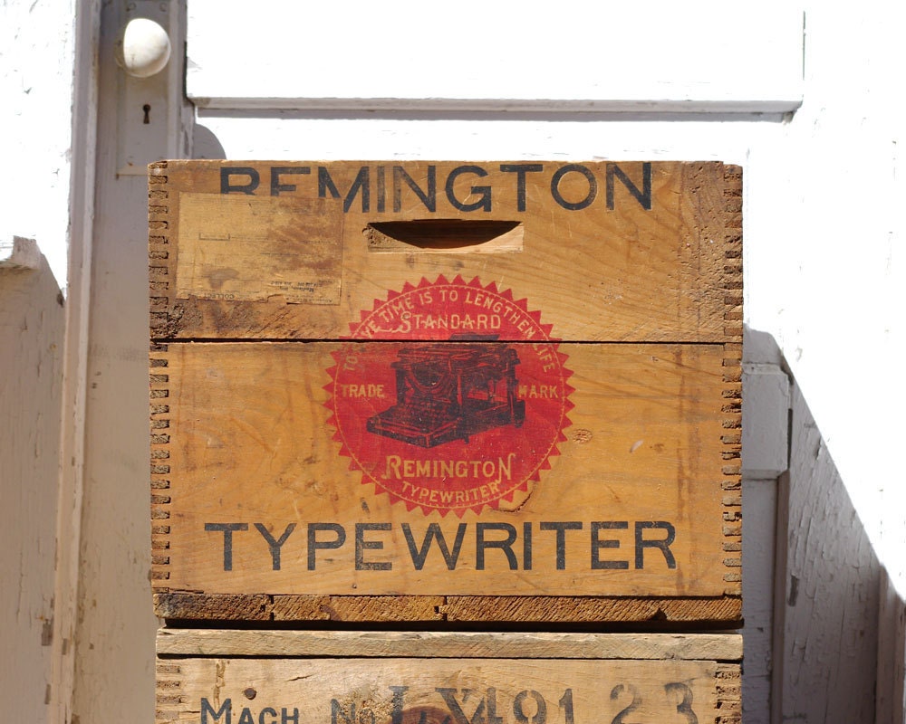 Vintage Wooden Crate, Remington Typewriter 1920s