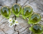 Olivine Teardrops czech glass, green large Briolettes - 10x14mm - 6Pc - 0238