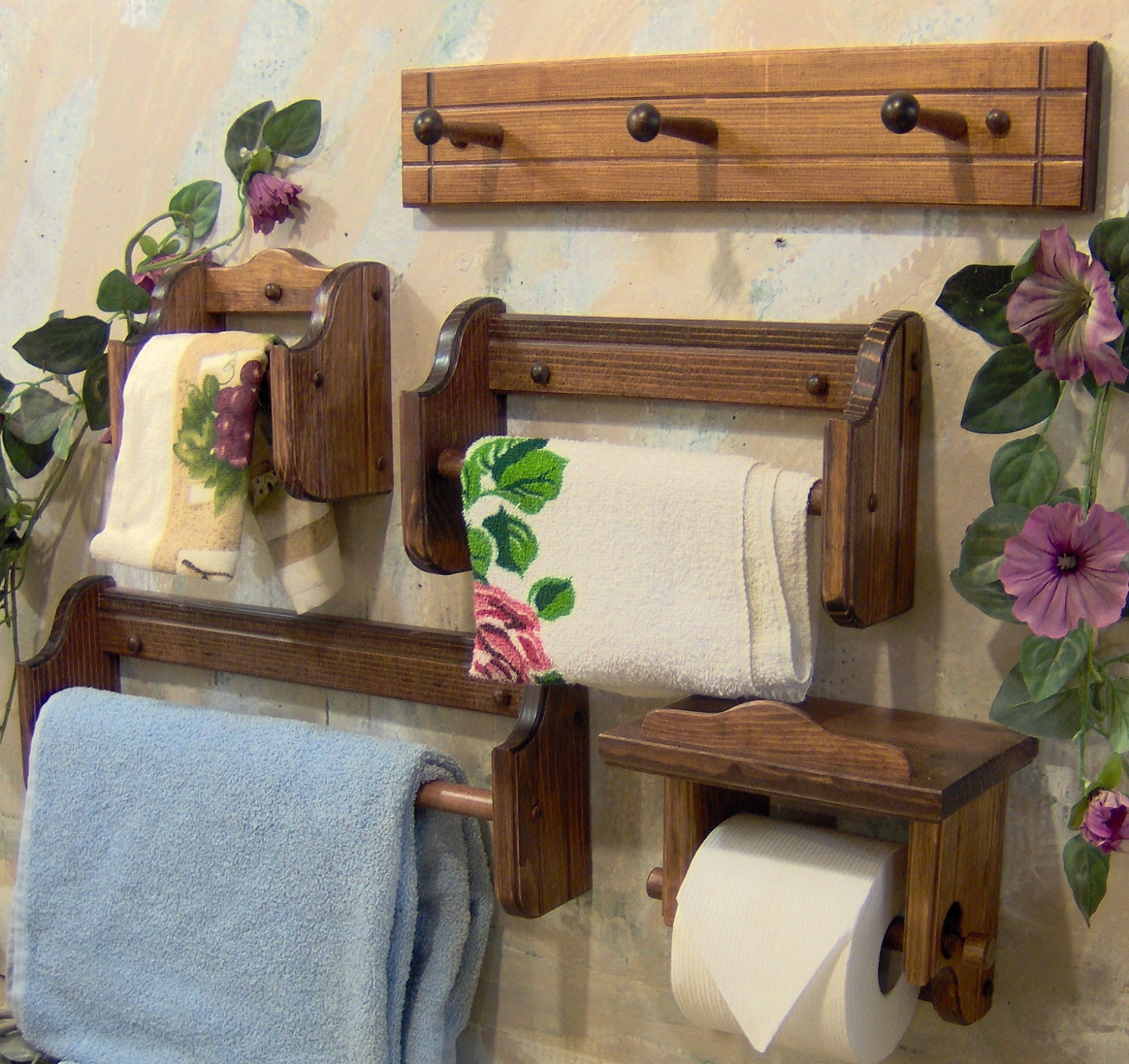 Red Mahagony toilet paper. wash cloth 6" towel 18 and 24" and robe peg