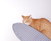 Cat Canoe Modern Cat Bed in Black and White Optical Illusion