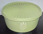 Vintage Tupperware Avocado Bowl with Lid