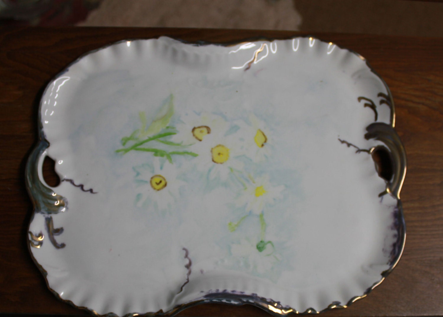 Vintage  Handled Daisy Tray