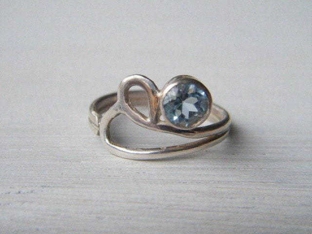 Whimsical Blue Topaz and Silver Ring Size 6
