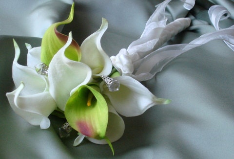 April Sale, Ivory and Green Cala Lily Bridal Bouquet with Crystal Accents