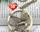 SALE NOW - Pretty retro copper the hunger games Mockingjay arrow necklace pendant jewelry vintage style