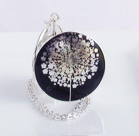 Dandelions Locket,Flower,Photo Locket,Silver Locket,Flowers Locket,Wedding Necklace,Bridal Jewelry