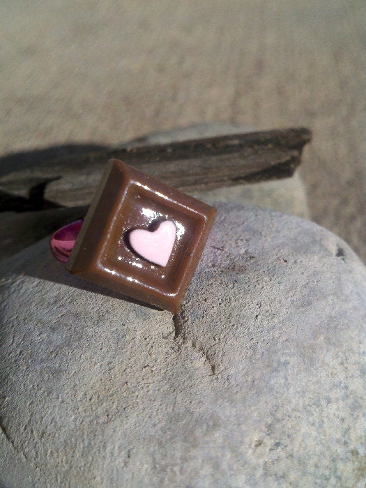 50% offChocolate Square with Pink Heart Ring on adjustable Pink metal base