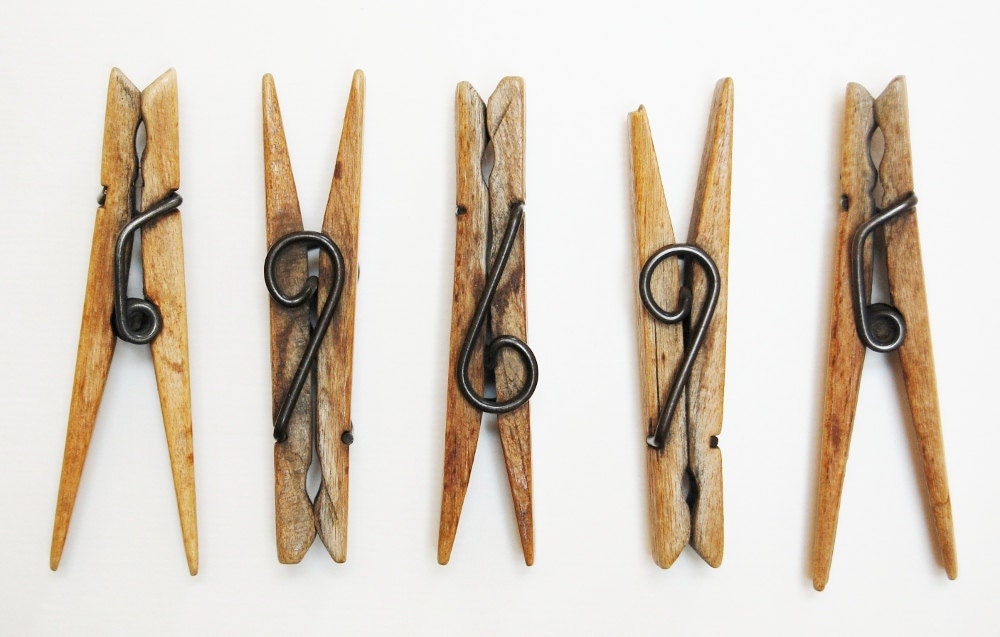 5 Vintage Clothes Pins Clip Style - Very Cool Metal Springs - Lovely Weathered Wood - Great Usable Condition - GreenShedVintage