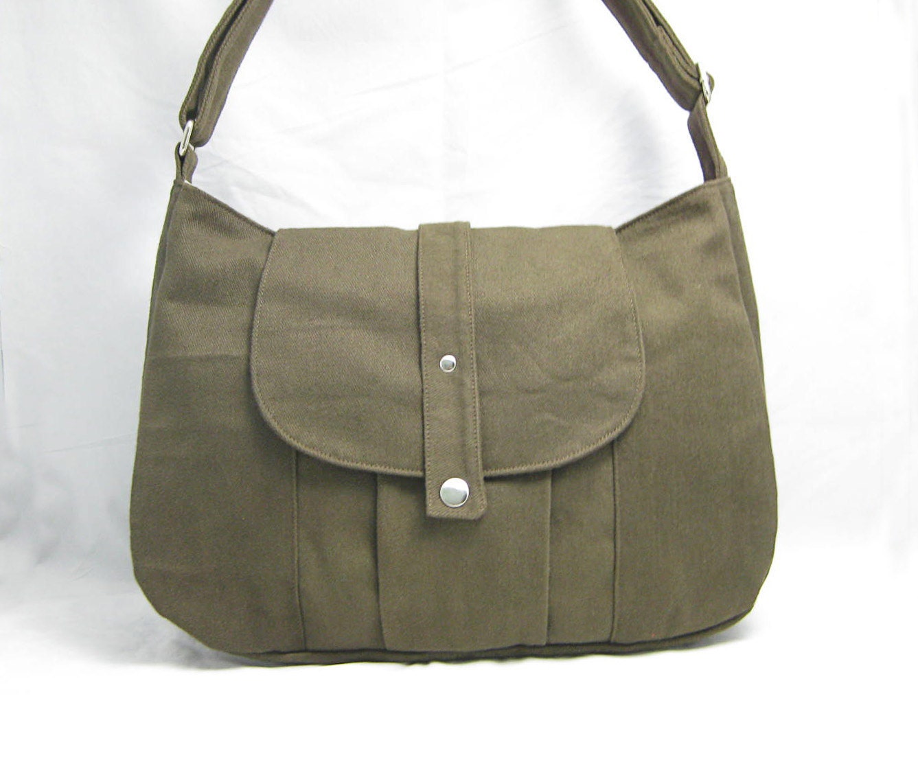 Olive cotton canvas bag / messenger bag / shoulder bag / everyday bag / diaper bag / cross body bag - 6 pockets