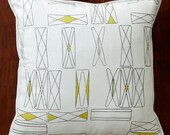 Cat's Cradle Pillow Cover - White and Gray