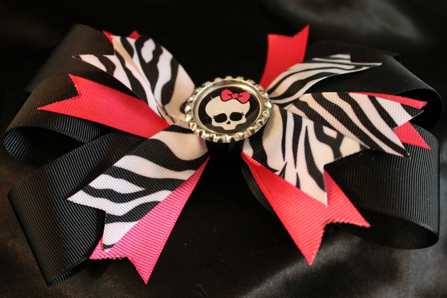 Monster High lBottle Cap Hair Bow--Large and Adorable