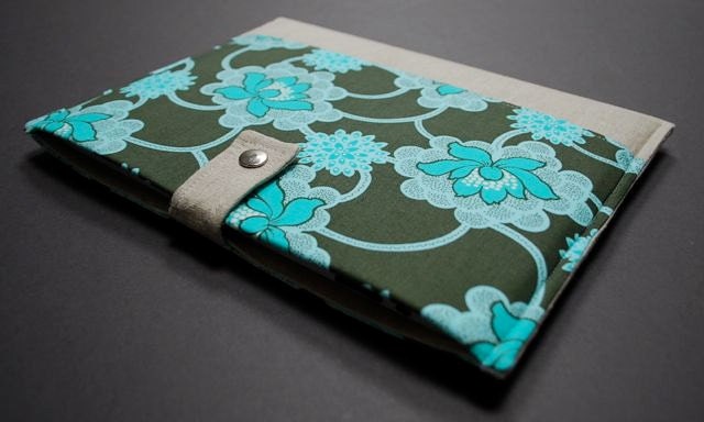 13 MacBook Case / 13 MacBook Air Case / 13 MacBook Pro Case / MacBook Cover / MacBook Sleeve / MacBook Case / Holder - Clematis Forrest