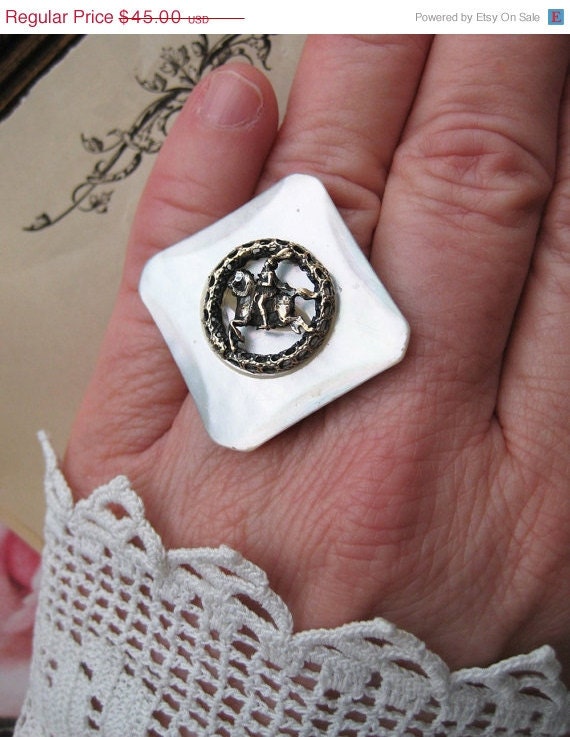 20% off EVERYTHING Antique jewelry Button Ring  MOP sterling silver horse & rider mother of pearl Knight in Shining Armour armor