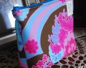 Small makeup pouch - great for organizing your purse